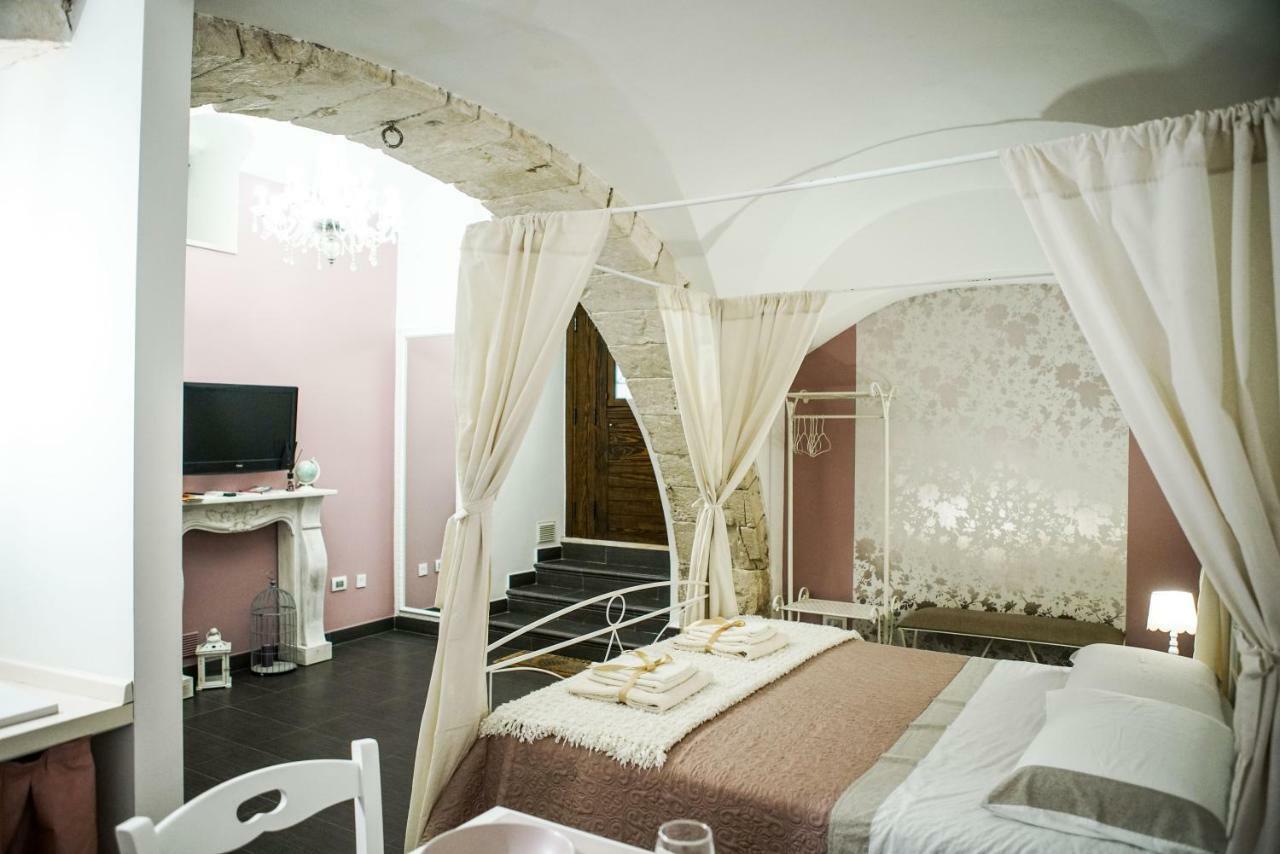 Home 5 - Arco Antico Putignano Bagian luar foto