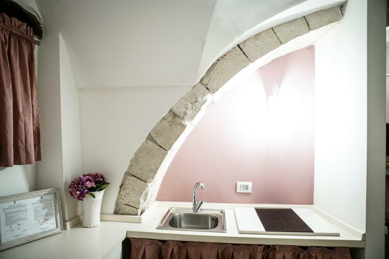 Home 5 - Arco Antico Putignano Bagian luar foto